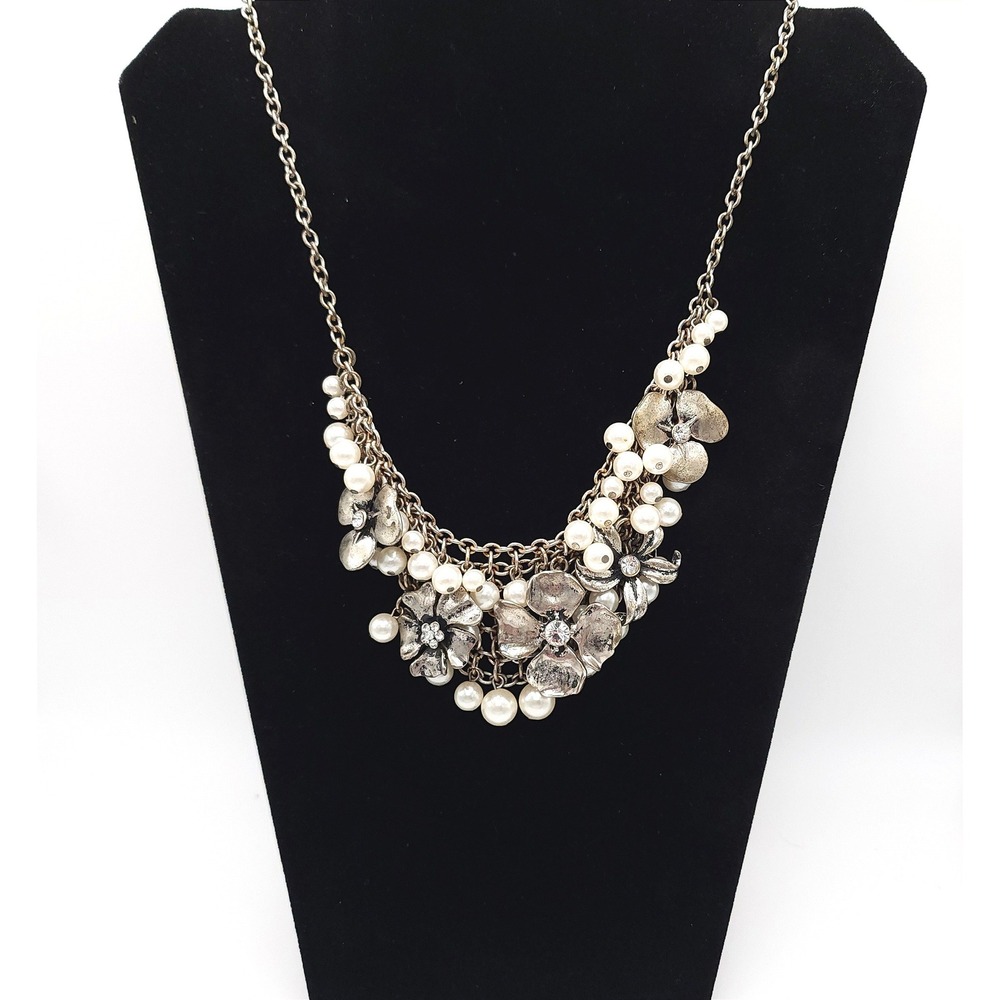 VCLM Flower Faux Pearl Cluster Statement Bib Necklace Silver Tone Retro 19-23"